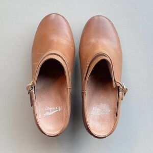 Dansko Cognac Leather Mule with Gold Buckle Size 37 (fits approx. US 6.5–7)